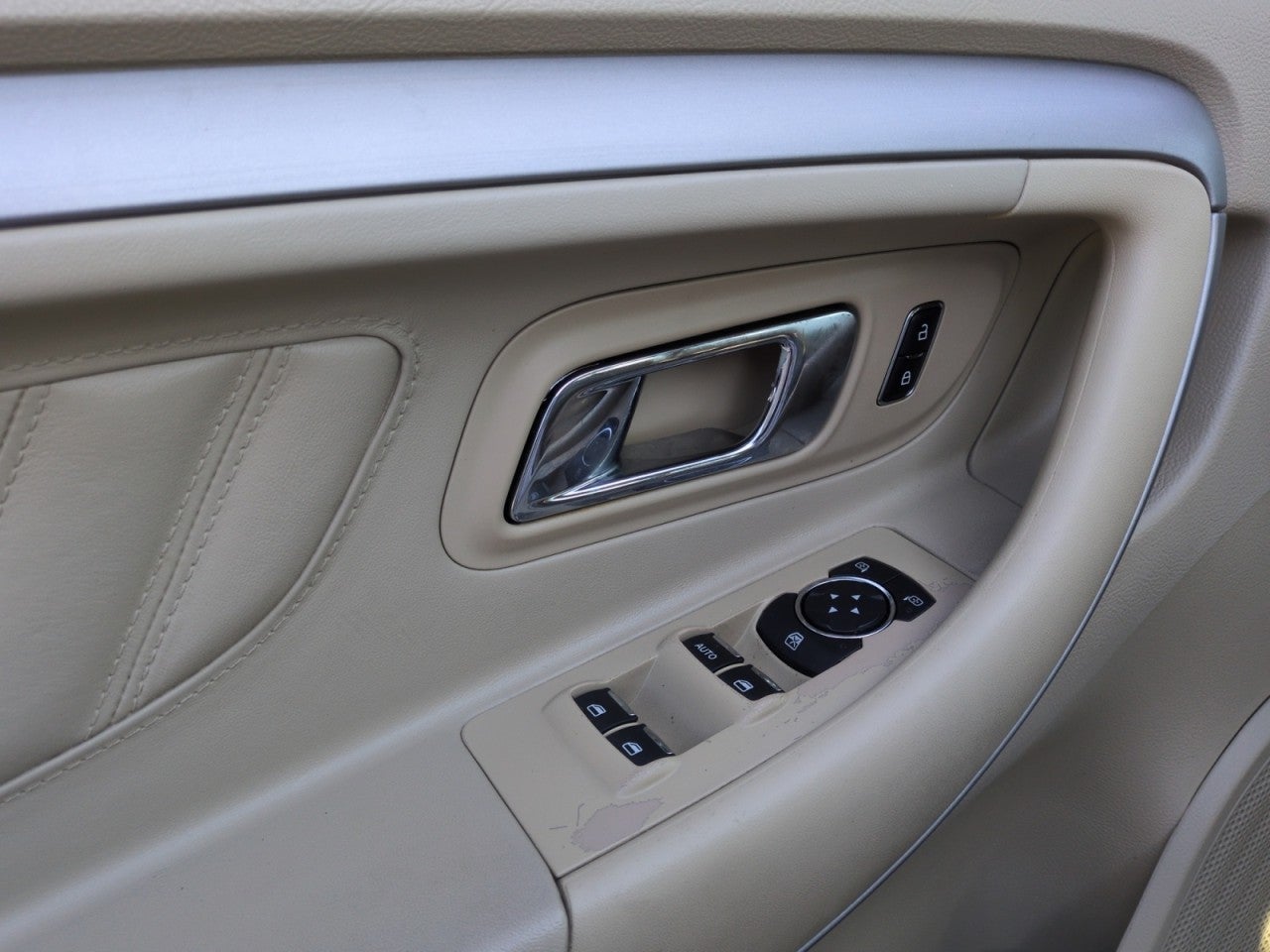 2019 Ford Taurus SEL