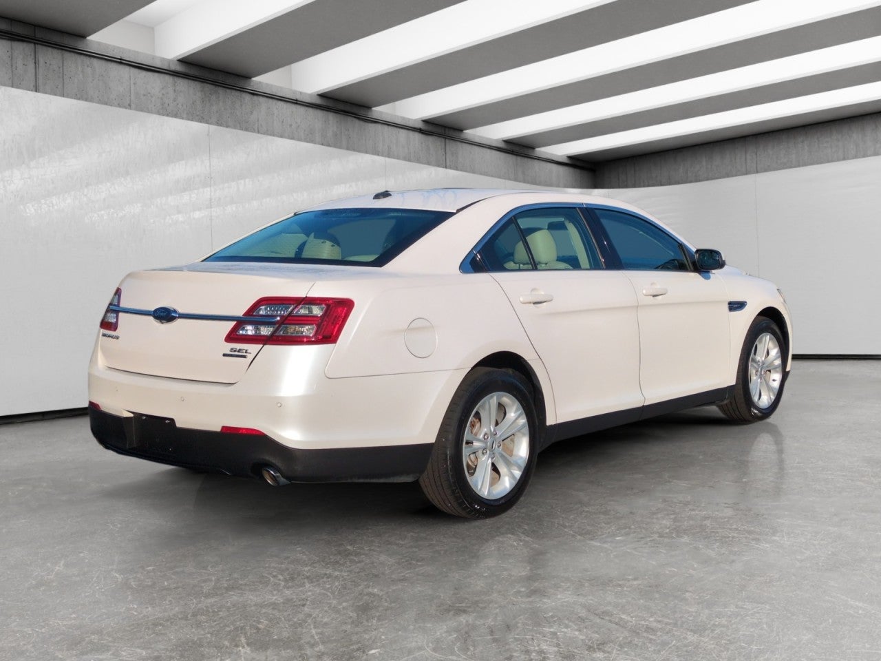 2019 Ford Taurus SEL