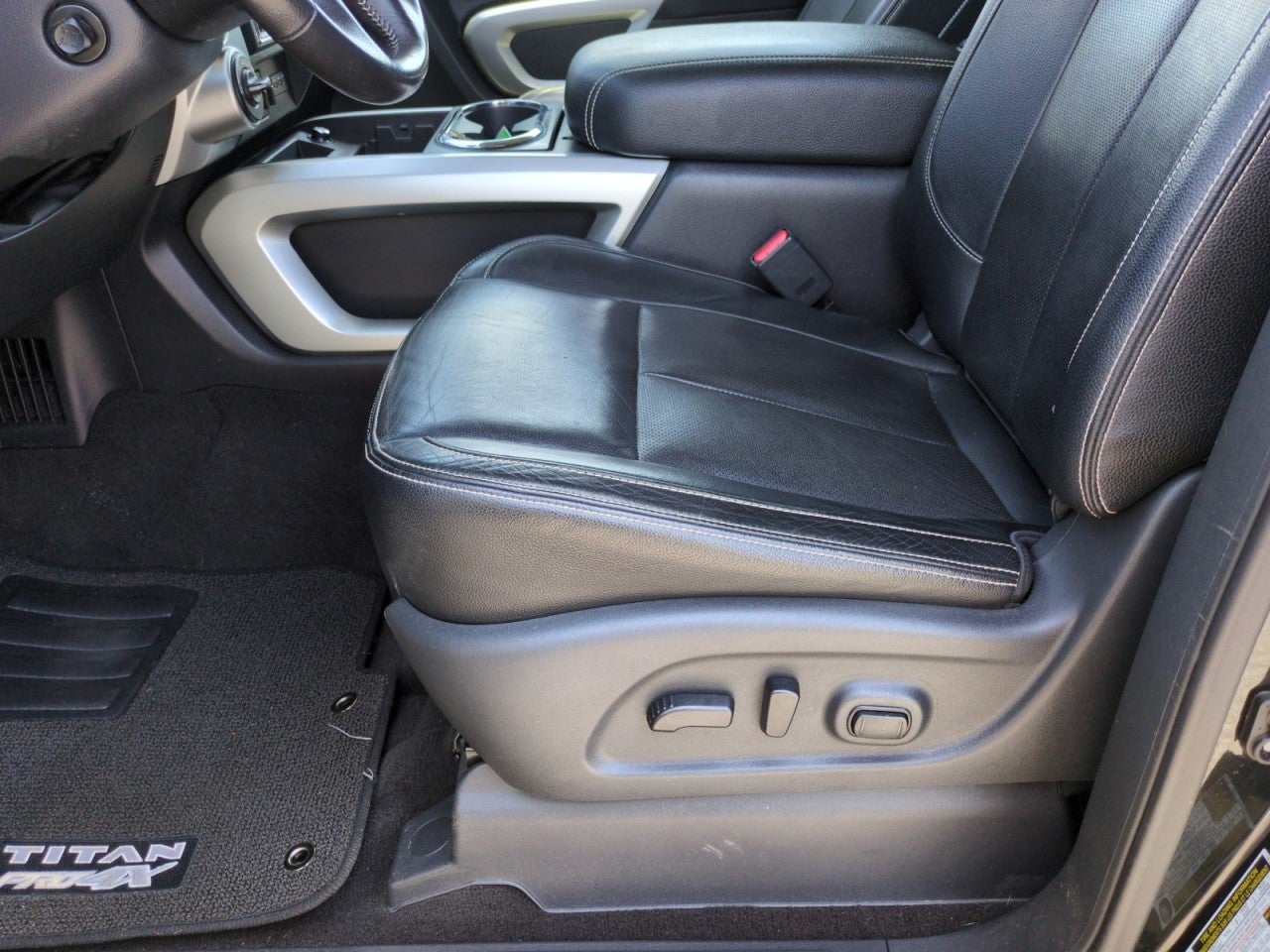 2019 Nissan Titan PRO-4X