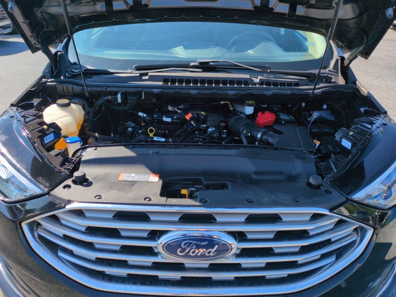 2024 Ford Edge Titanium