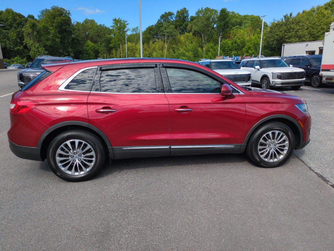 2016 Lincoln MKX Select