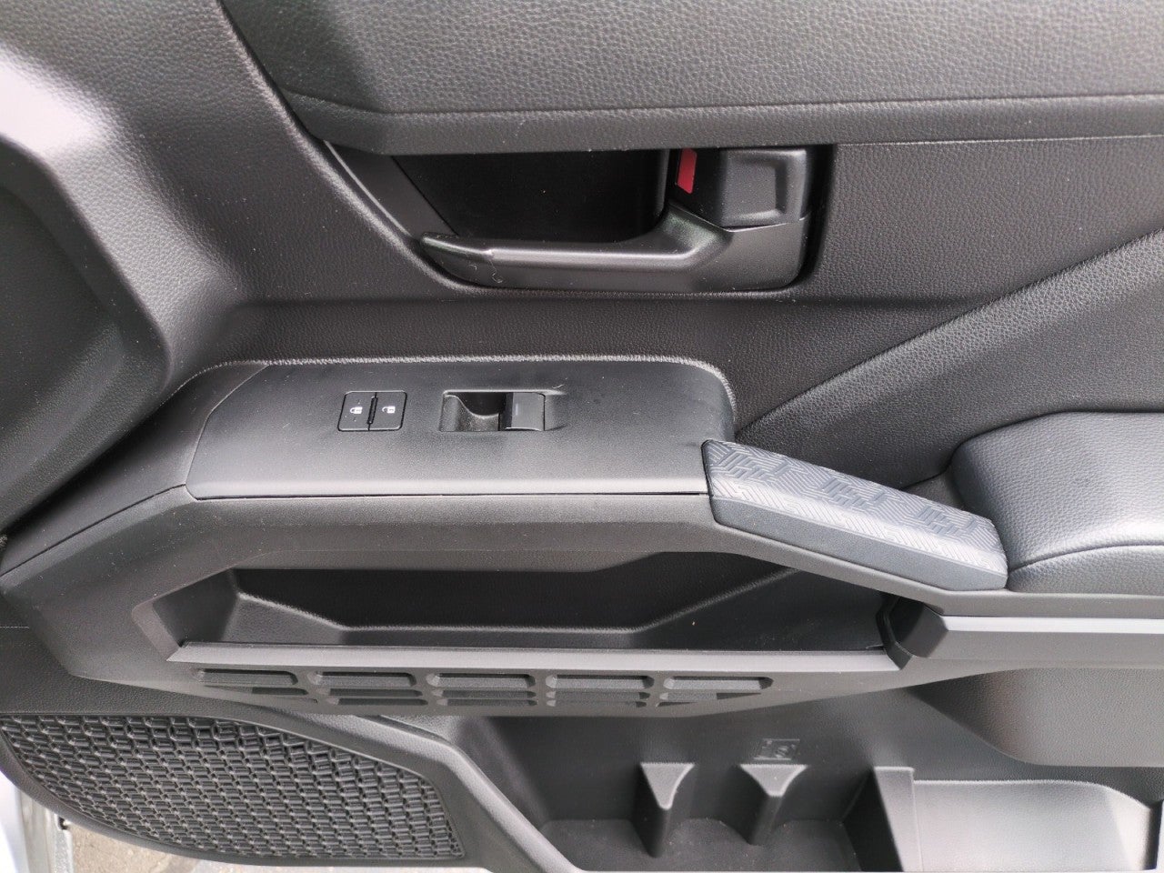 2025 Toyota Tacoma 2WD SR