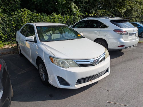 2014 Toyota Camry LE
