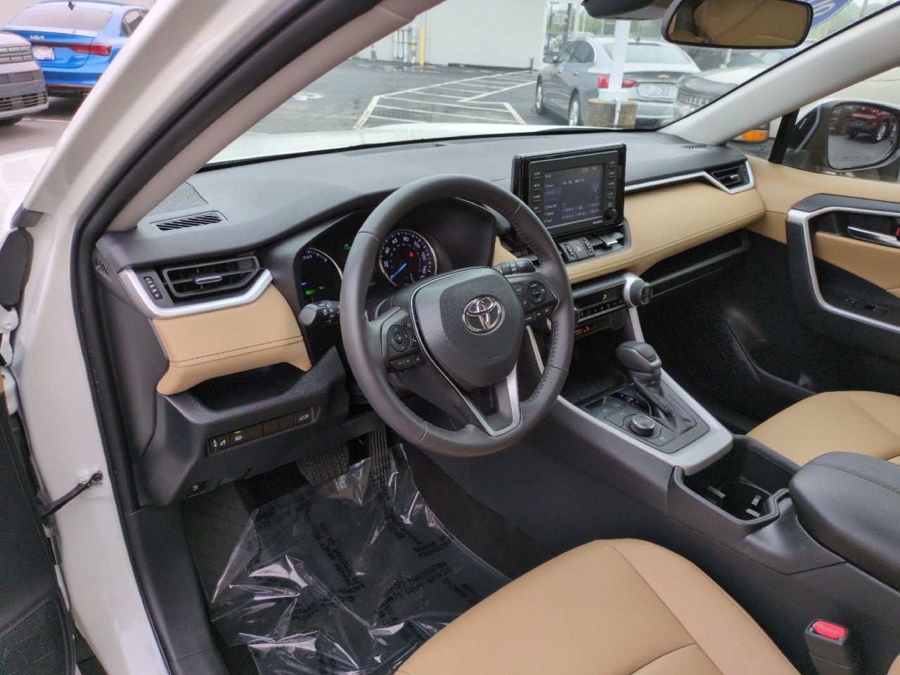 2022 Toyota RAV4 Hybrid XLE Premium