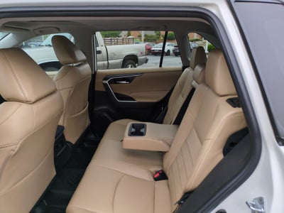 2022 Toyota RAV4 Hybrid XLE Premium