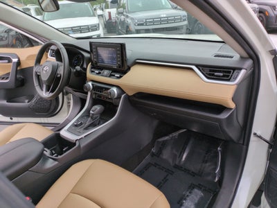 2022 Toyota RAV4 Hybrid XLE Premium