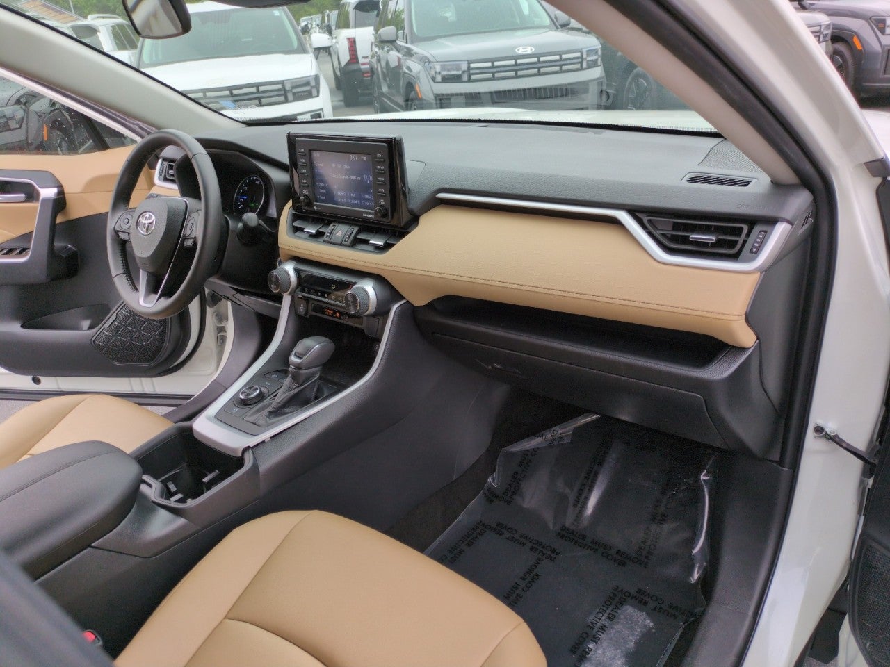 2022 Toyota RAV4 Hybrid XLE Premium