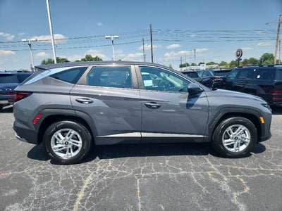 2026 Hyundai TUCSON SE FWD