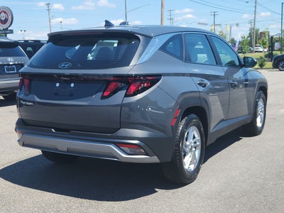 2026 Hyundai TUCSON SE FWD