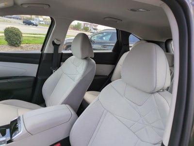 2026 Hyundai TUCSON SE FWD