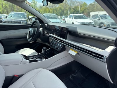 2026 Hyundai TUCSON SE FWD