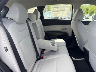 2026 Hyundai TUCSON SE FWD