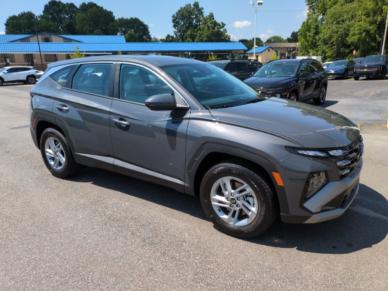 2026 Hyundai TUCSON SE FWD