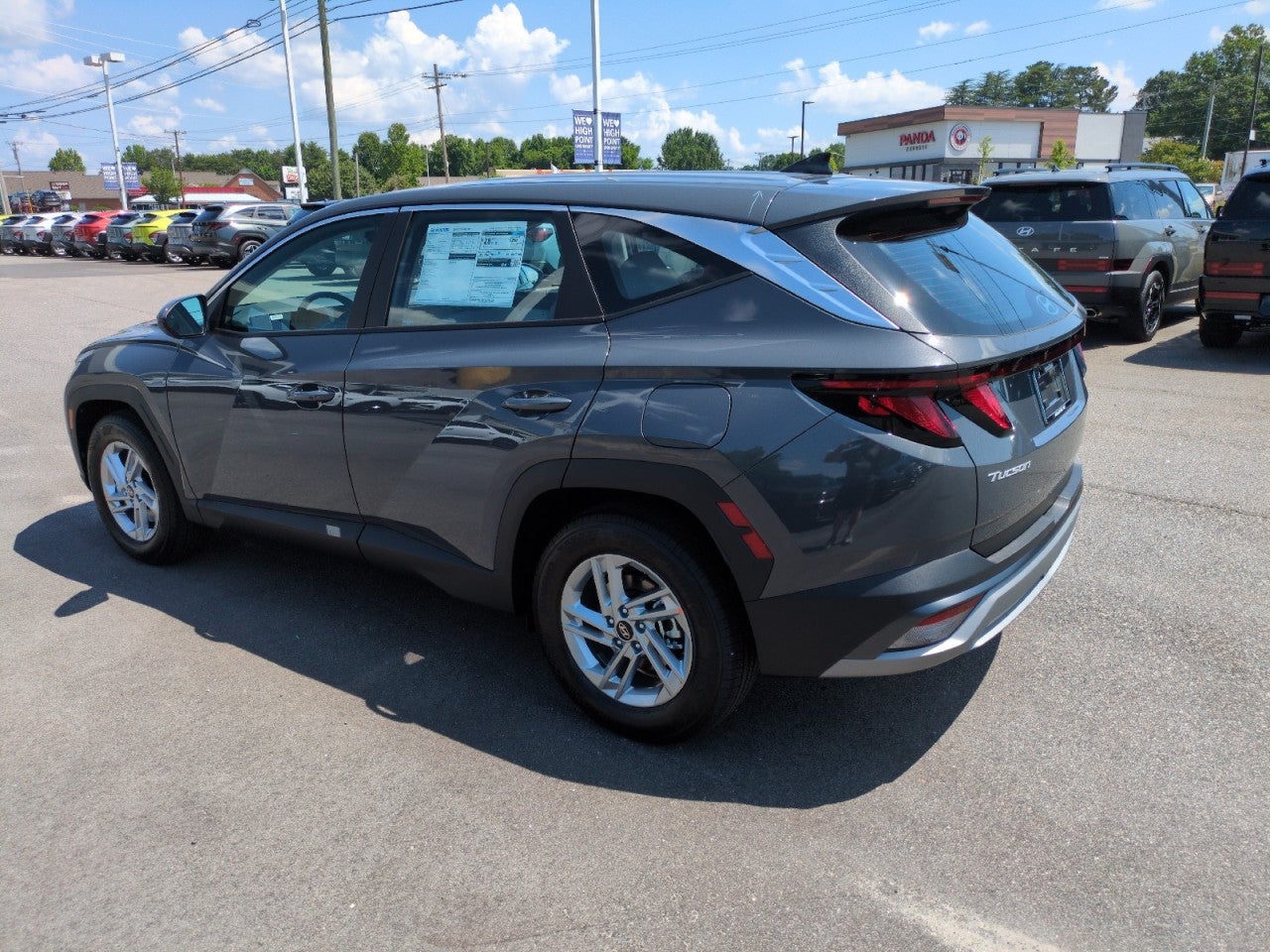 2026 Hyundai TUCSON SE FWD