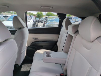 2026 Hyundai TUCSON SE FWD
