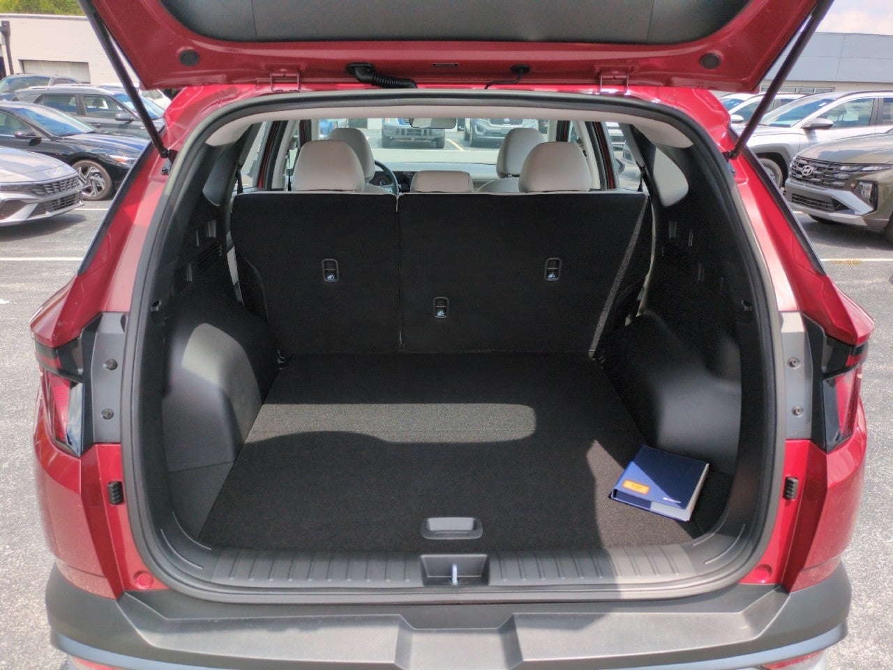 2026 Hyundai TUCSON SE FWD
