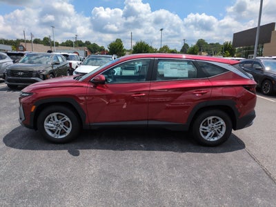 2026 Hyundai TUCSON SE FWD