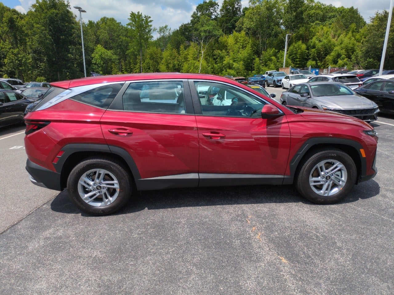 2026 Hyundai TUCSON SE FWD