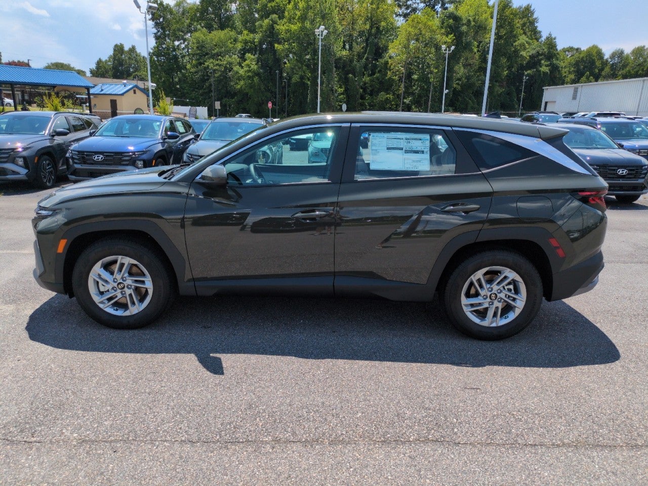 2026 Hyundai TUCSON SE FWD