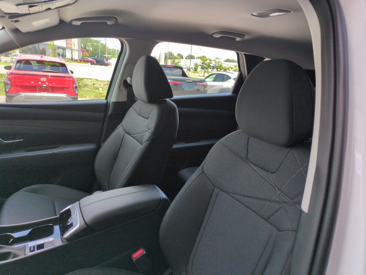 2026 Hyundai TUCSON SE FWD