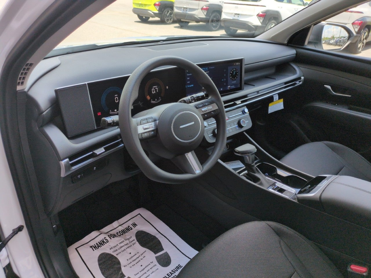 2026 Hyundai TUCSON SE FWD