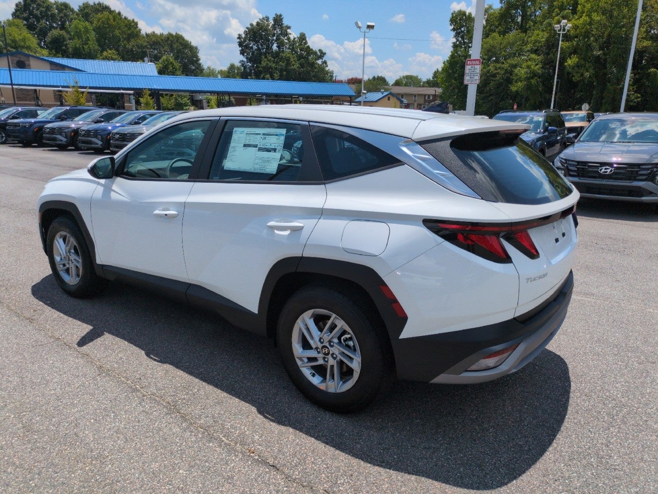 2026 Hyundai TUCSON SE FWD