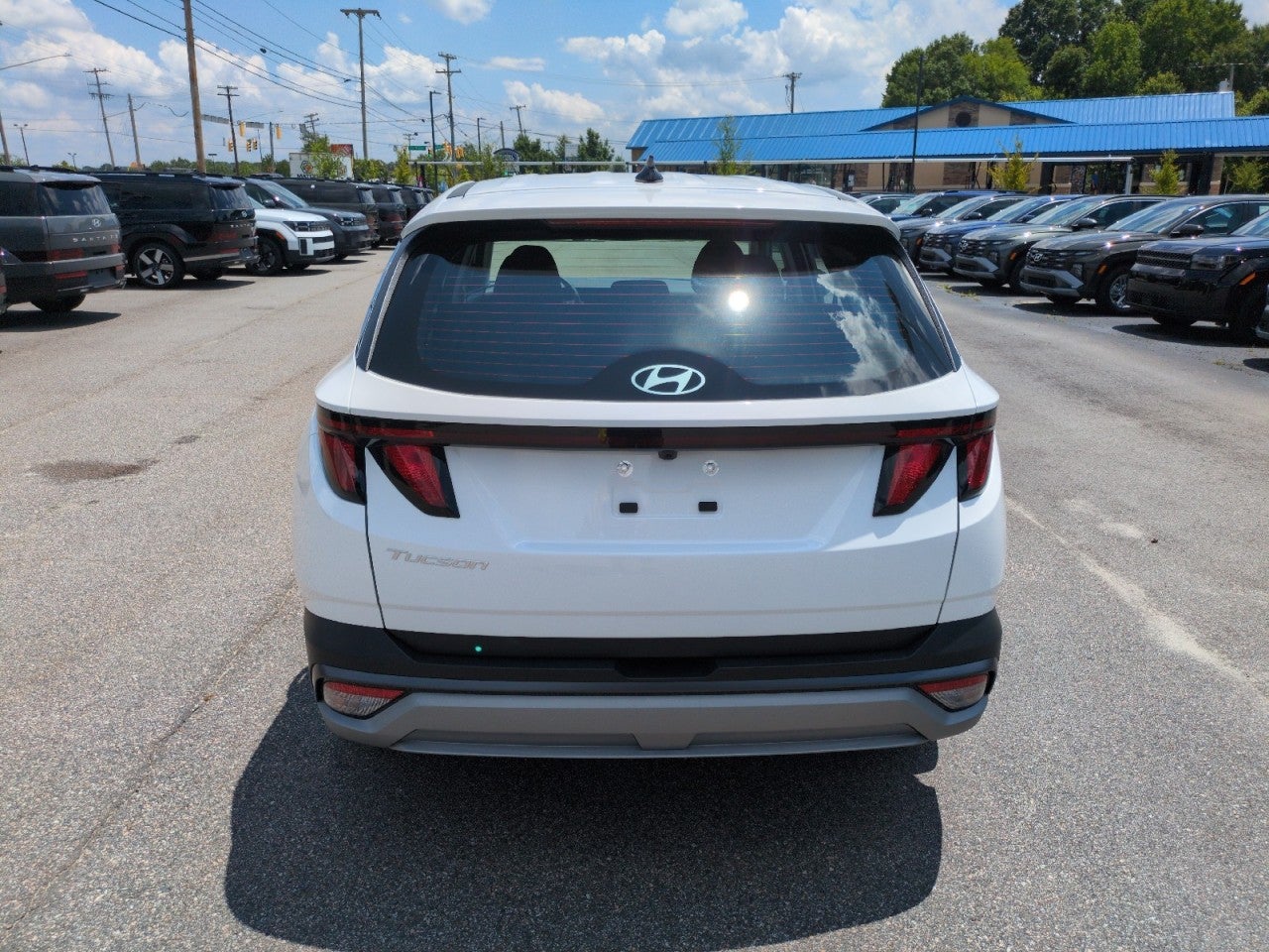 2026 Hyundai TUCSON SE FWD