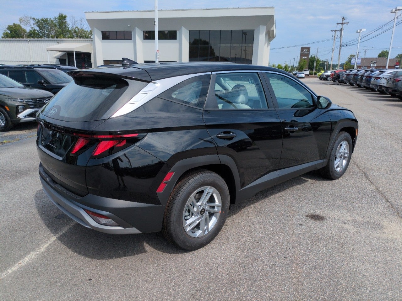 2026 Hyundai TUCSON SE FWD