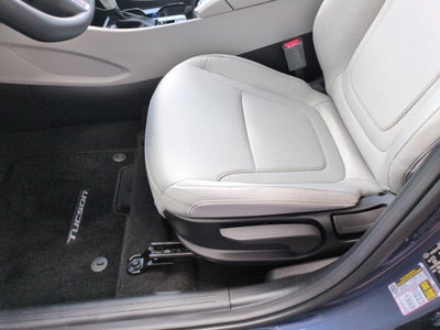 2026 Hyundai TUCSON SE FWD