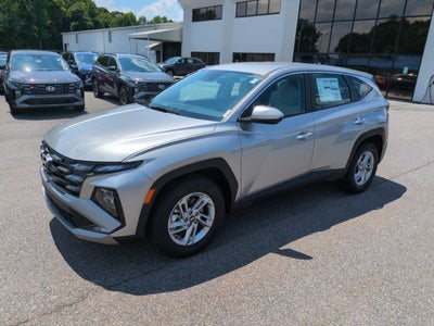 2026 Hyundai TUCSON SE FWD