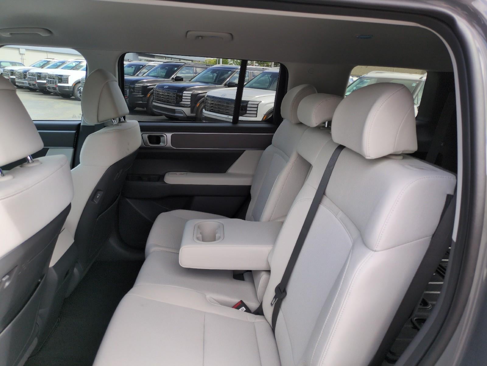 2026 Hyundai SANTA FE HYBRID SE