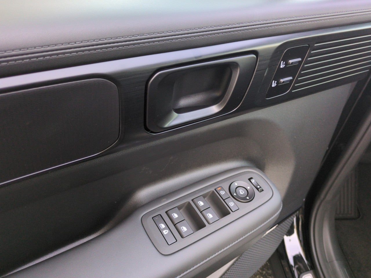 2027 Hyundai SANTA FE Calligraphy AWD