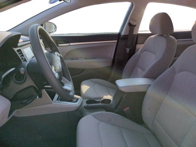 2019 Hyundai ELANTRA SE