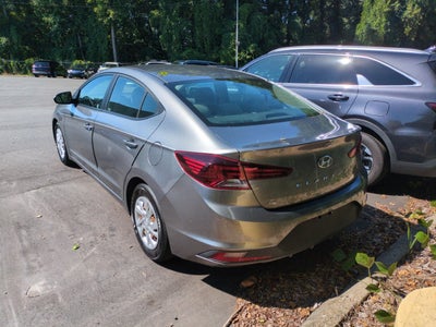 2019 Hyundai ELANTRA SE