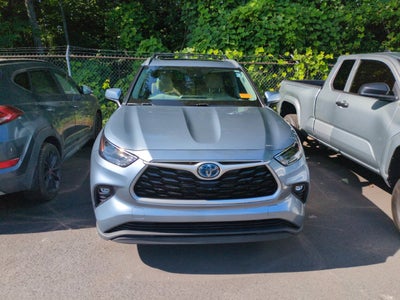 2023 Toyota Highlander Hybrid XLE