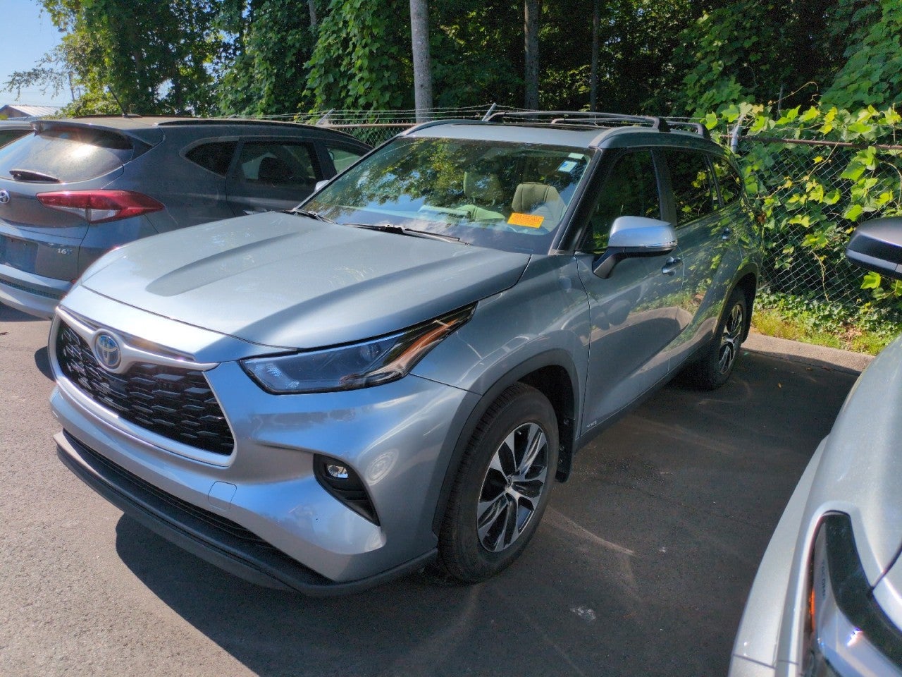 2023 Toyota Highlander Hybrid XLE