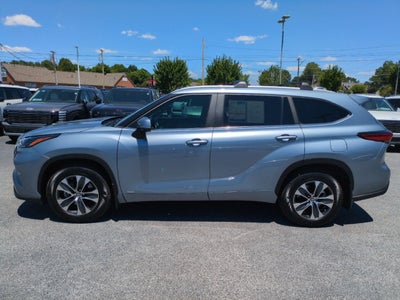 2023 Toyota Highlander Hybrid XLE