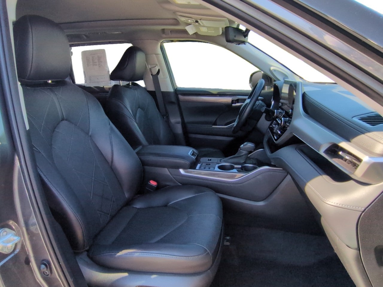 2023 Toyota Highlander Platinum