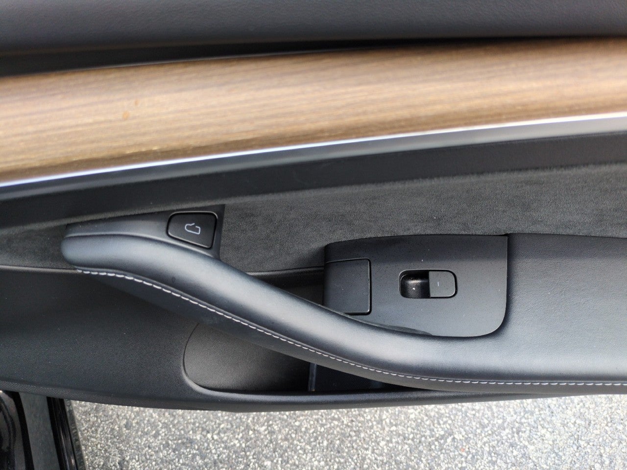 2023 Tesla Model 3 RWD