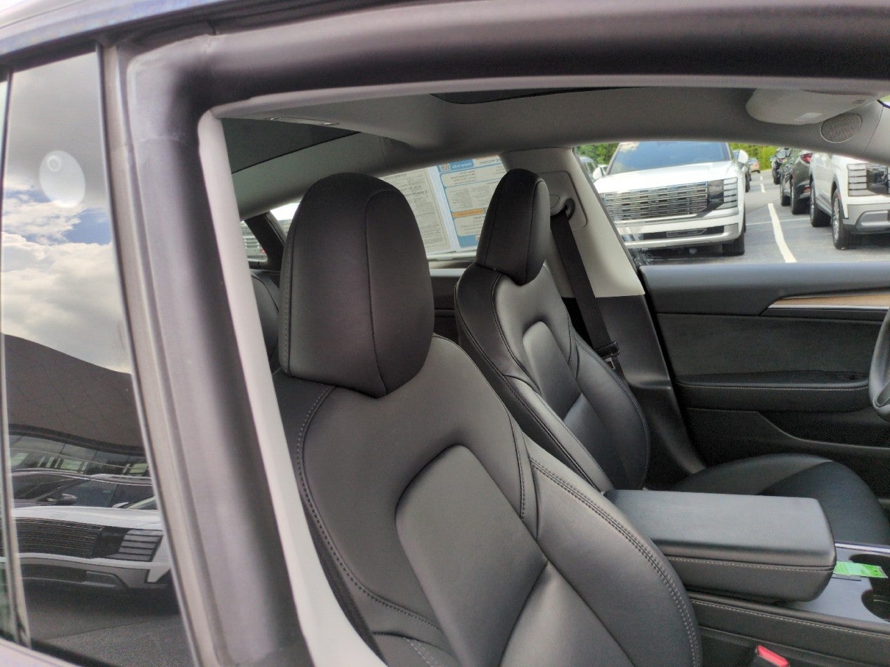 2023 Tesla Model 3 RWD