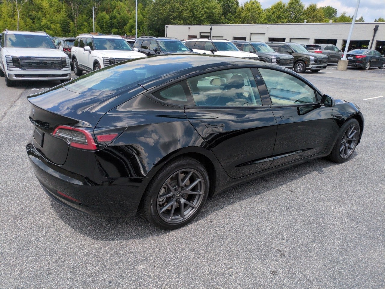 2023 Tesla Model 3 RWD