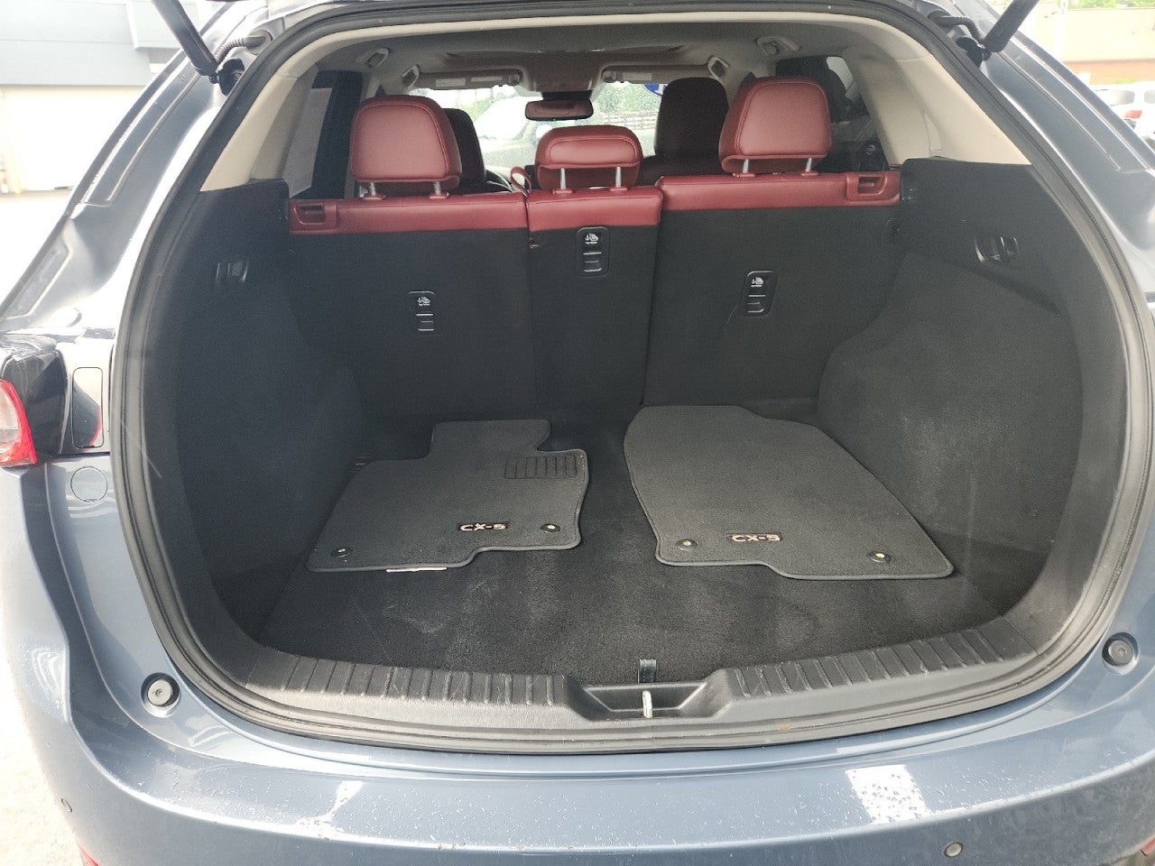 2021 Mazda Mazda CX-5 Carbon Edition