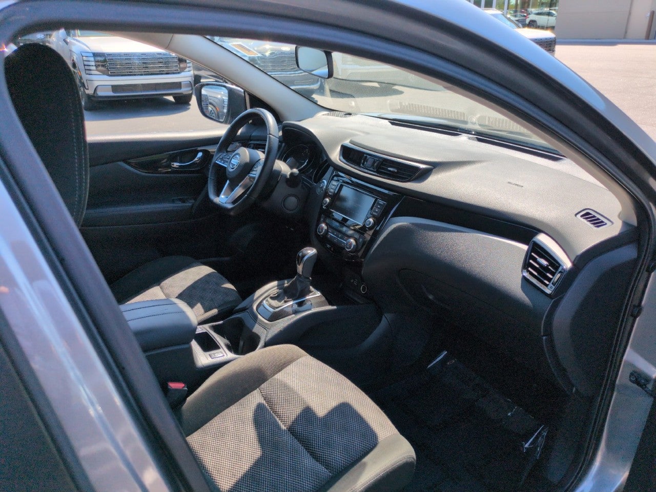 2021 Nissan Rogue Sport SV