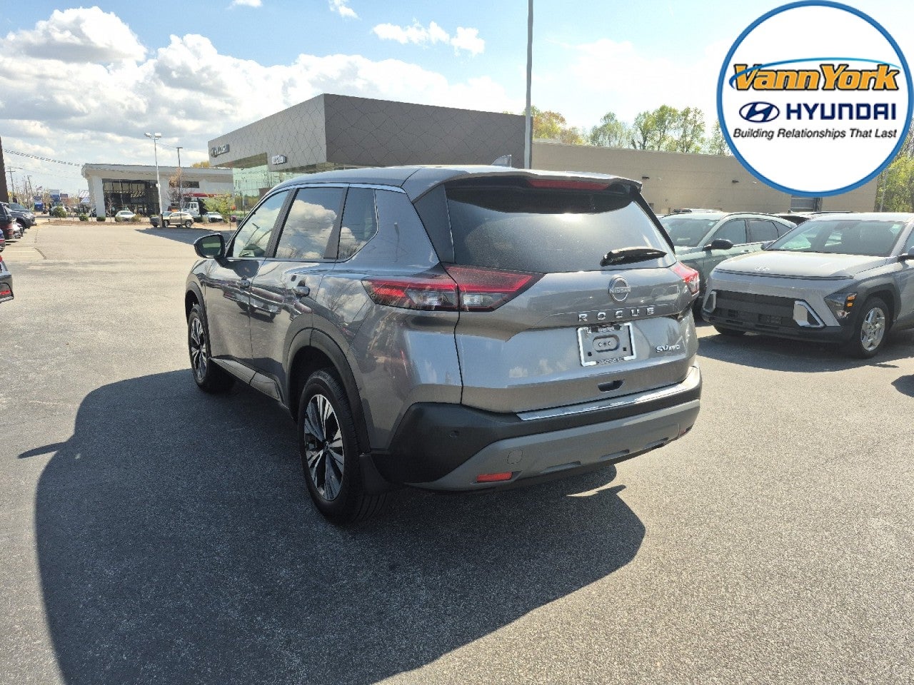 2023 Nissan Rogue SV