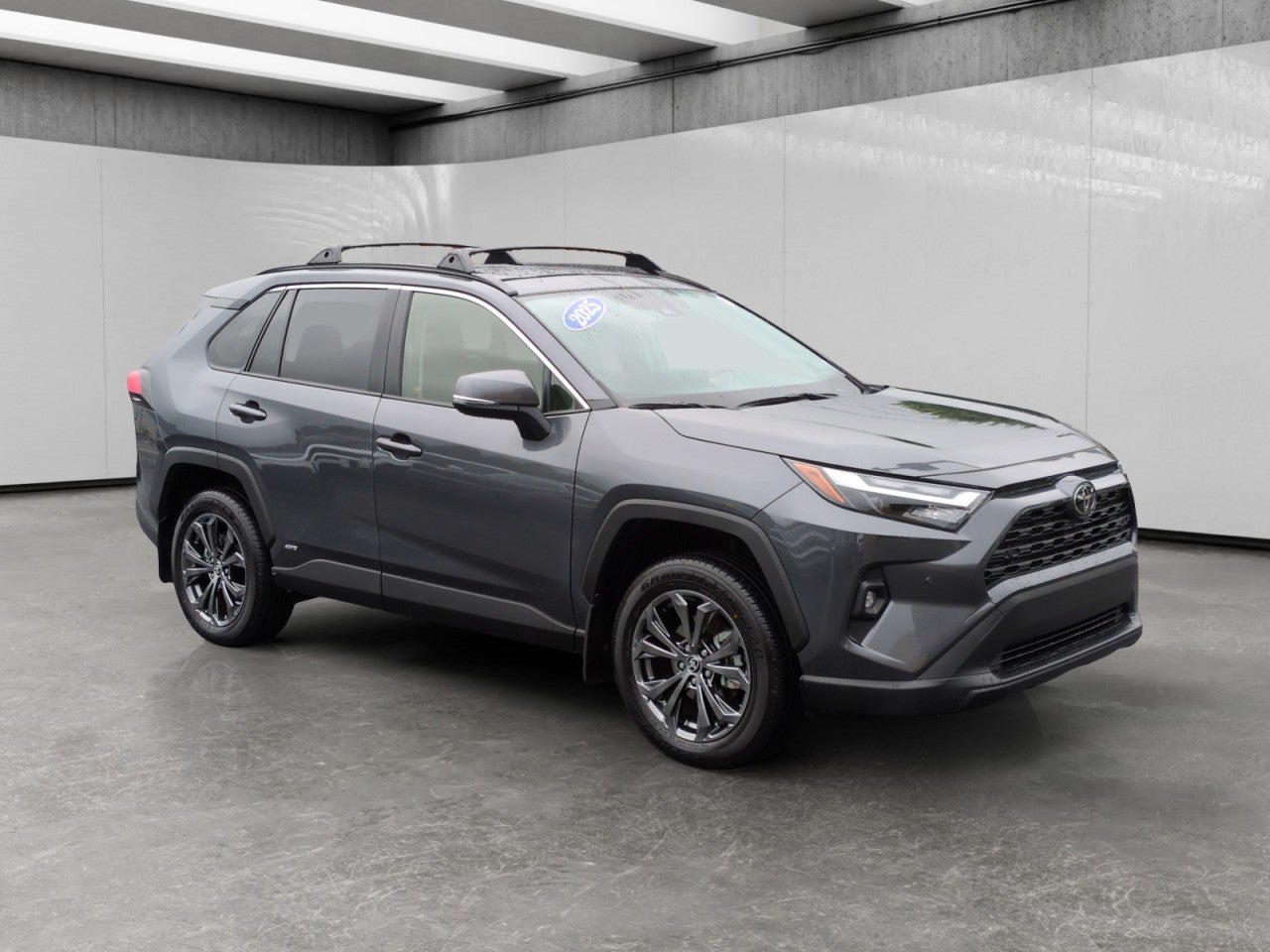 2025 Toyota RAV4 Hybrid XLE Premium