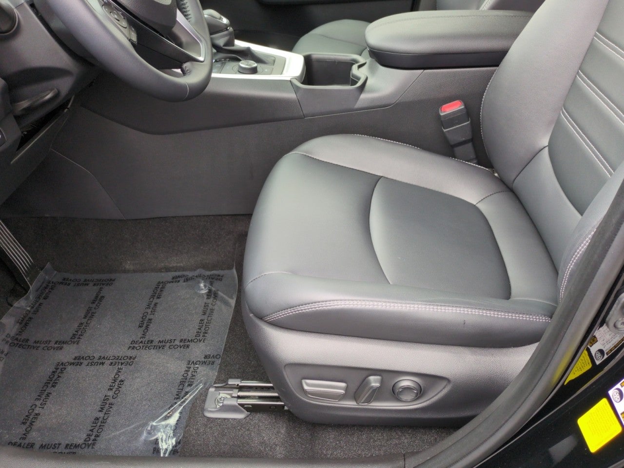 2025 Toyota RAV4 Hybrid XLE Premium
