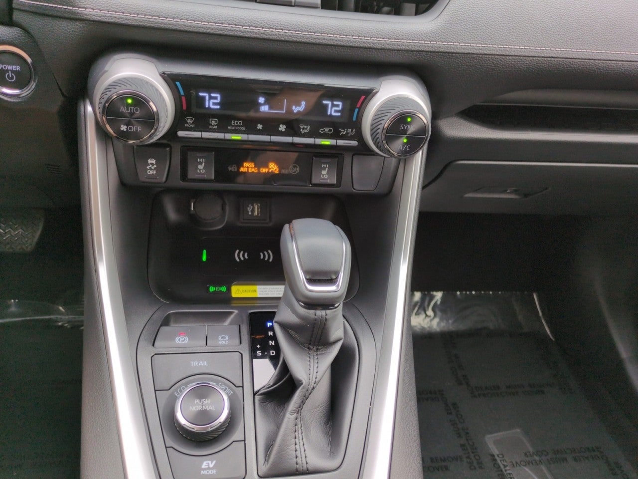 2025 Toyota RAV4 Hybrid XLE Premium