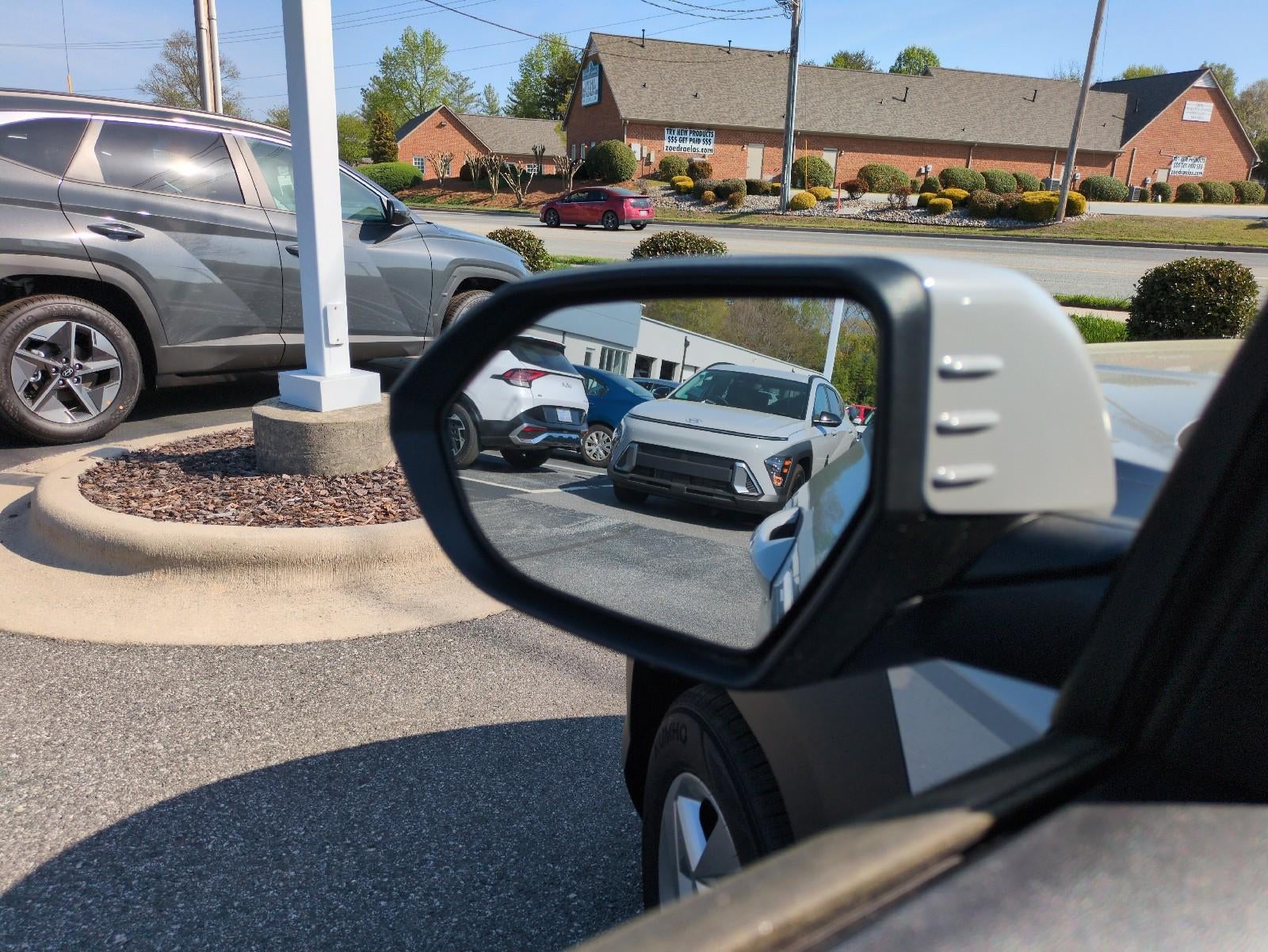 2026 Hyundai KONA SE FWD