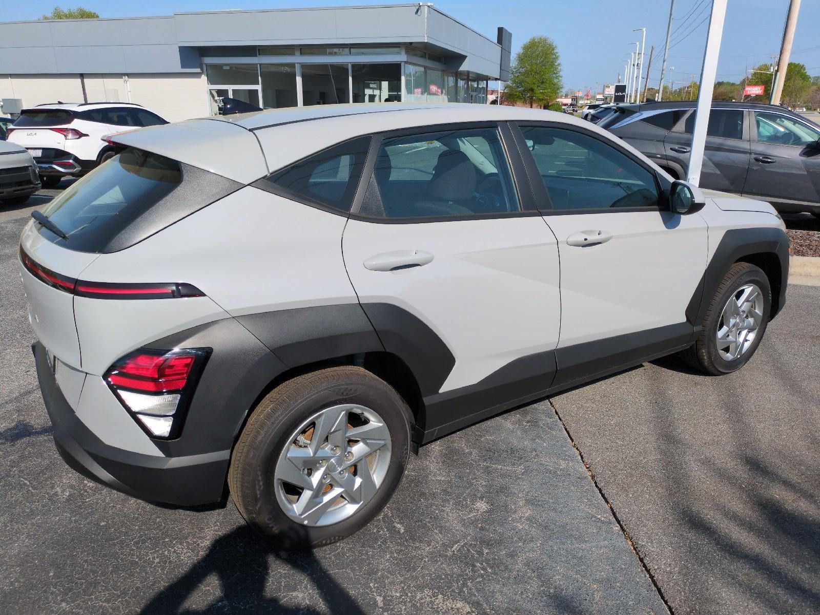 2026 Hyundai KONA SE FWD