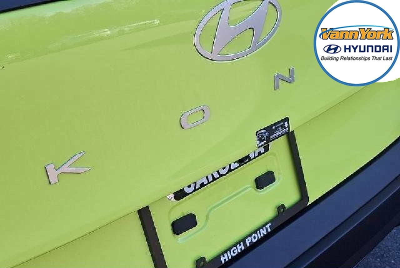 2026 Hyundai KONA SE